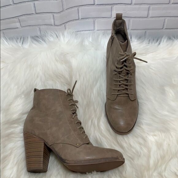 Breckelles Heather-31 Combat Style Booties… - Picture 1 of 7